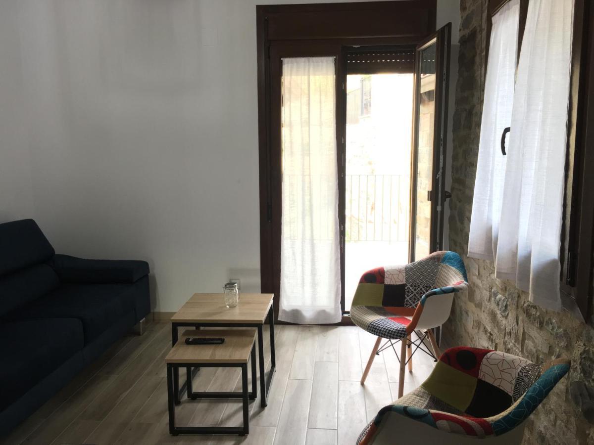 Apartamentos Bajo Pena Apartamentos Sanlorien El Pueyo de Araguás المظهر الخارجي الصورة
